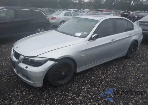 2008 BMW 328Xi z USA, uszkodzony, nr VIN WBAVC93508K037202